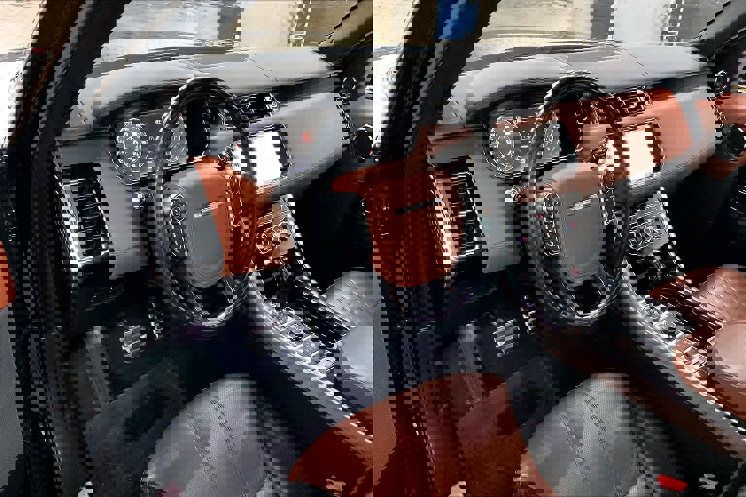 Used 2017 Land Rover Range Rover Sport HSE Dynamic image 16