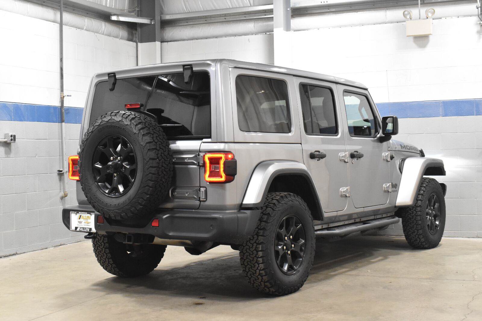Used 2019 Jeep Wrangler Unlimited Sahara w/ Quick Order Package 24M Moab AWD/4WD image 25