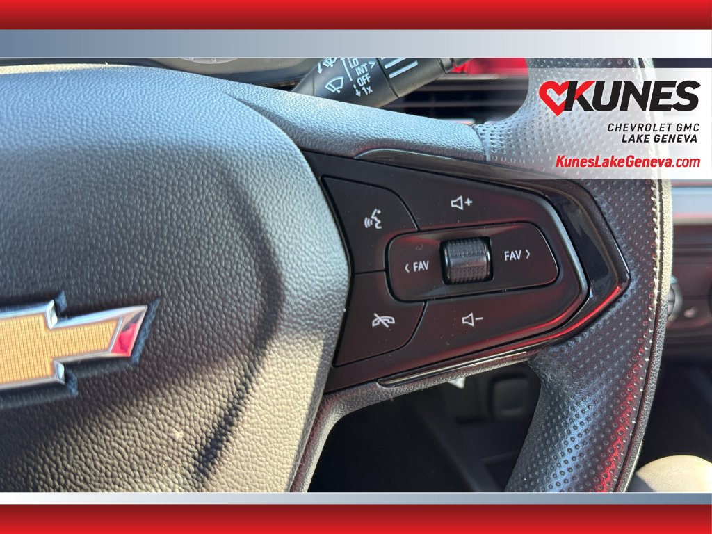 Used 2024 Chevrolet Trax LS w/ LS Convenience Package FWD image 15