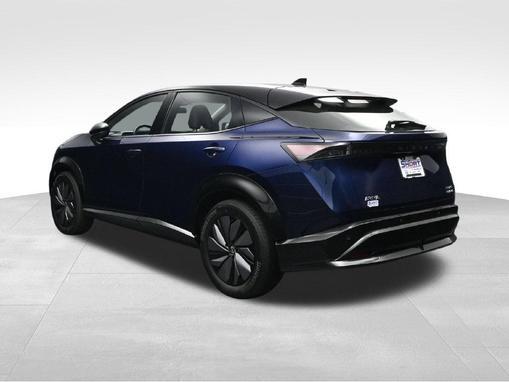 Used 2023 Nissan Ariya AWD image 3