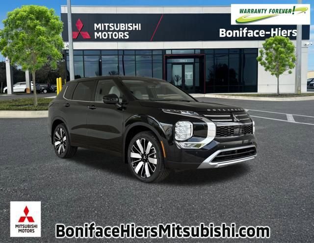 New 2025 Mitsubishi Outlander SE image 1