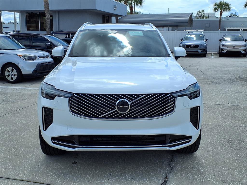 New 2026 Volvo XC90 B5 Core w/ Protection Package Premier image 2