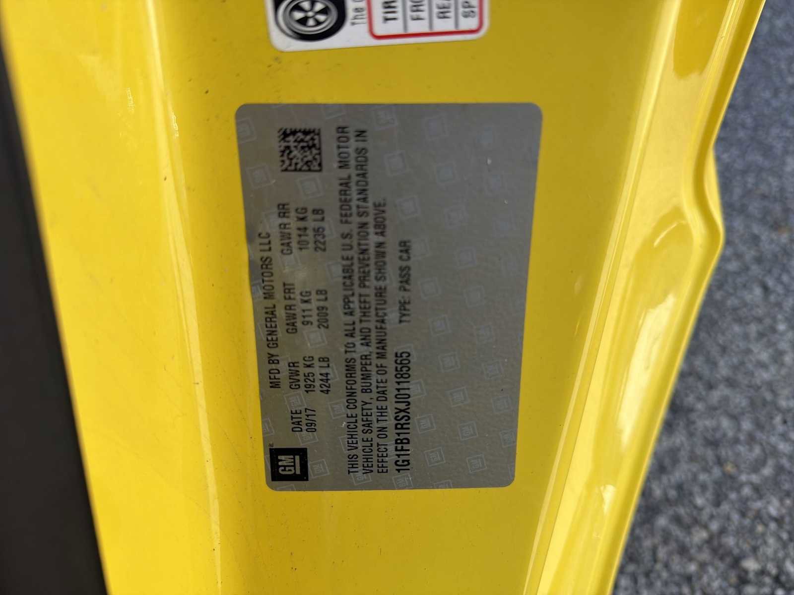 Certified 2018 Chevrolet Camaro LT w/ RS Package RWD image 33