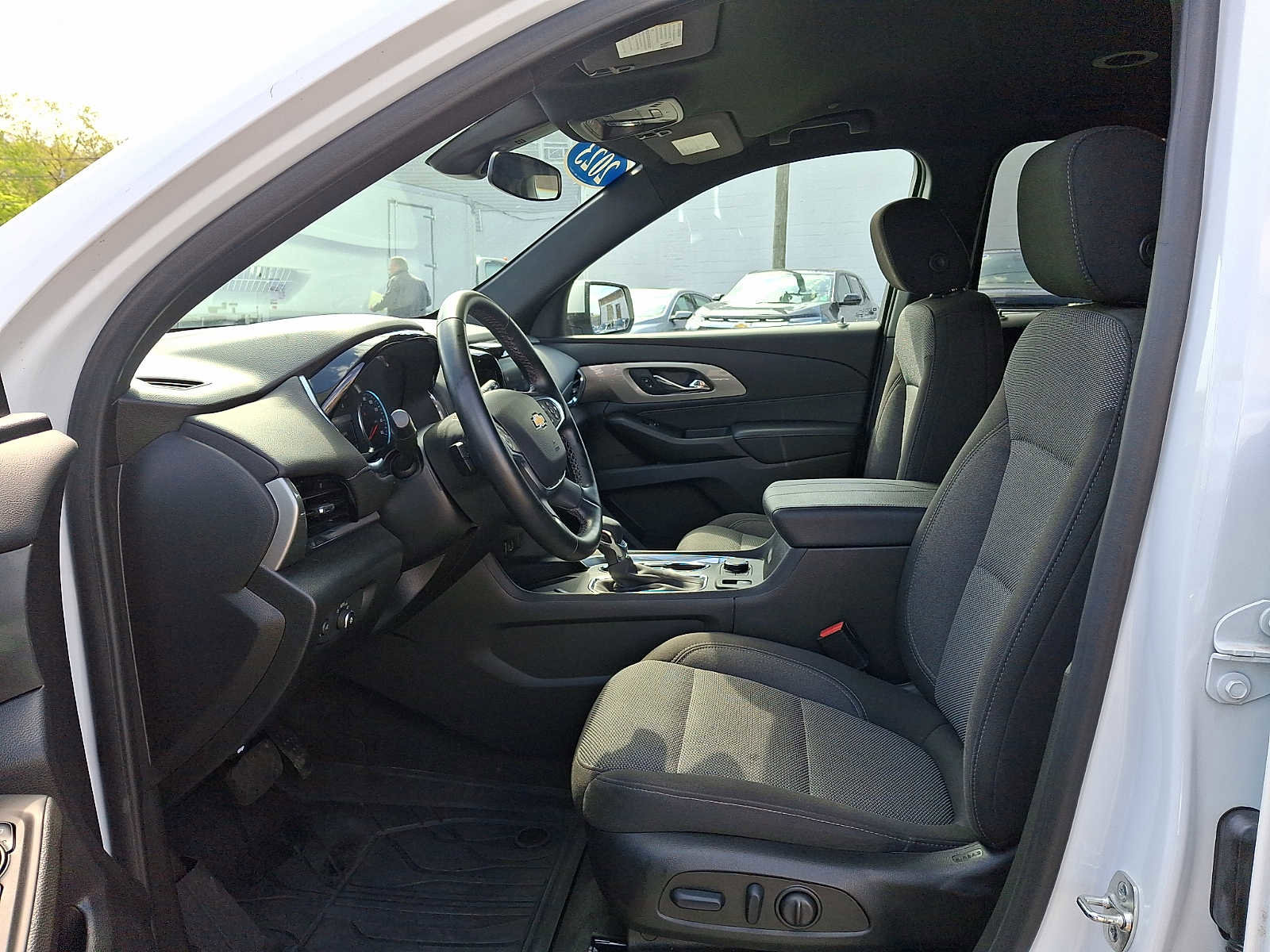 Used 2023 Chevrolet Traverse LT w/ LPO, Floor Liner Package AWD/4WD image 14