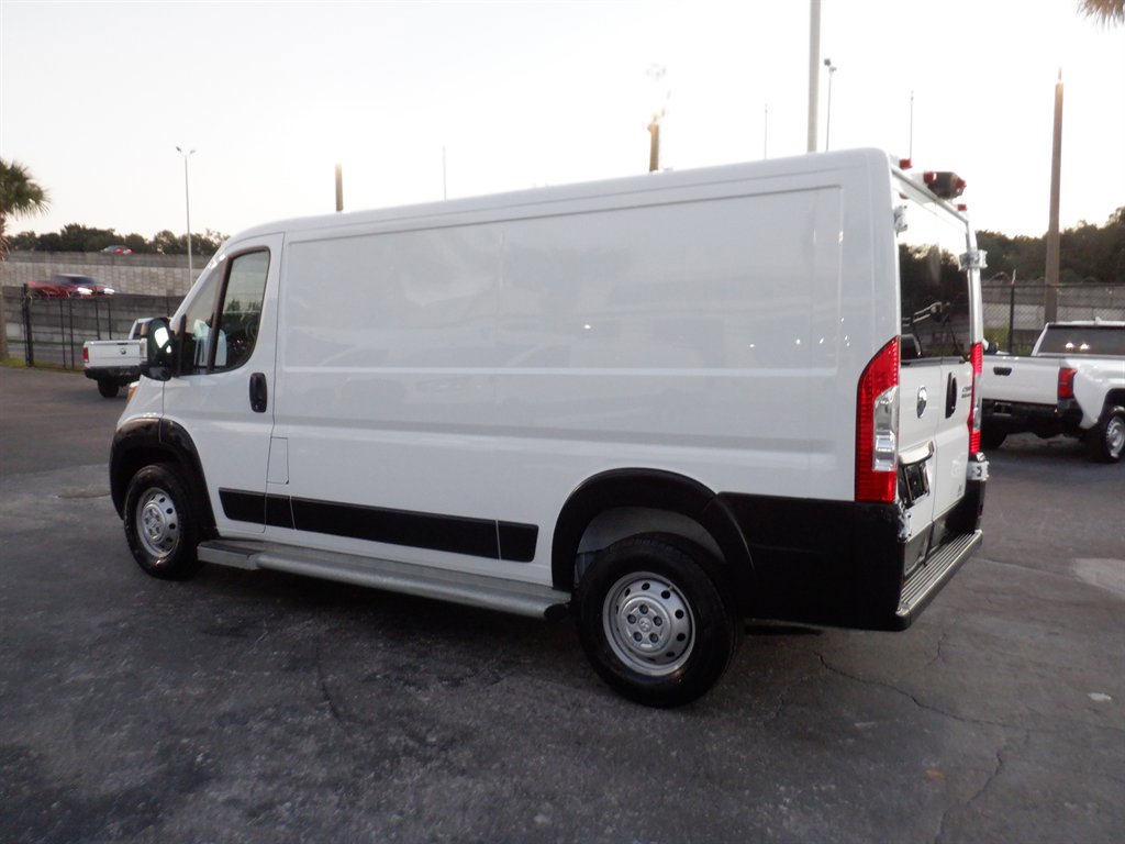 Used 2023 RAM ProMaster 2500 image 2