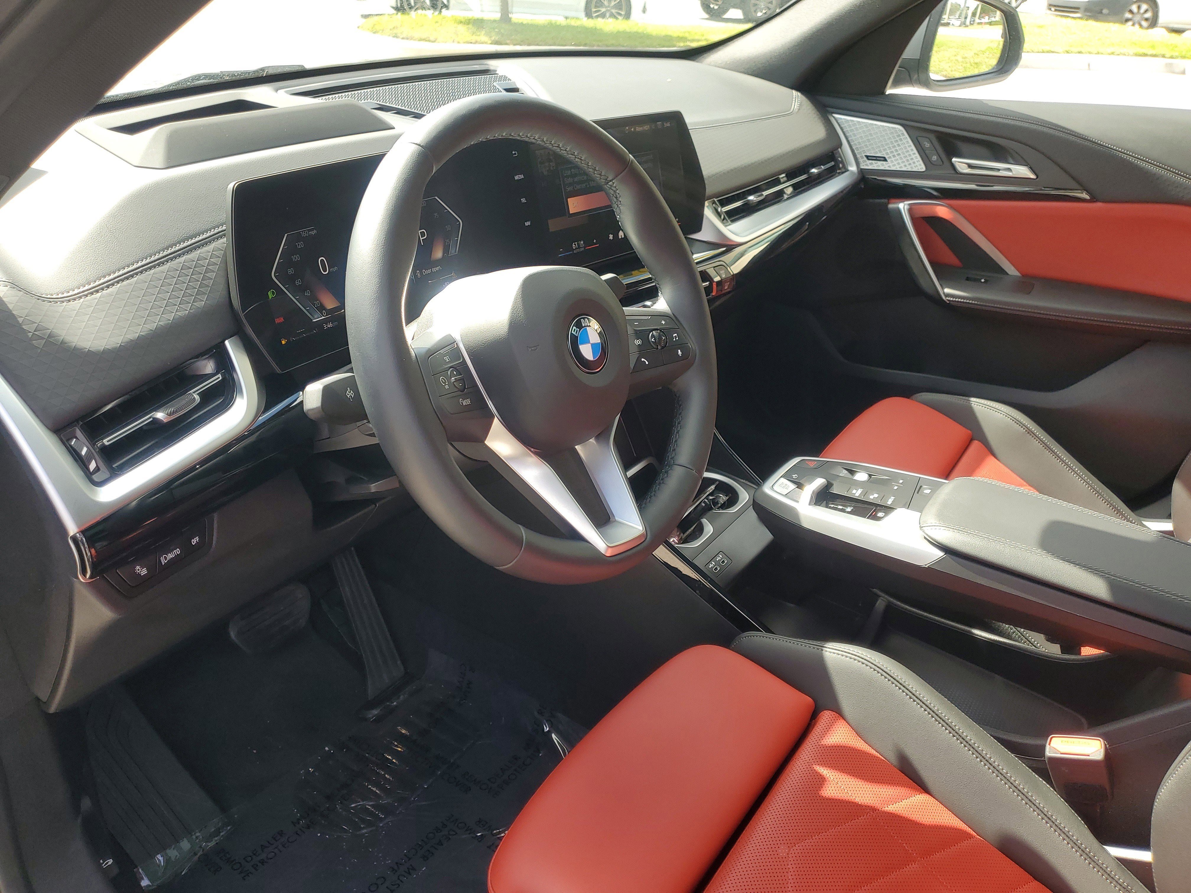 Used 2024 BMW X2 xDrive28i w/ Premium Package image 17