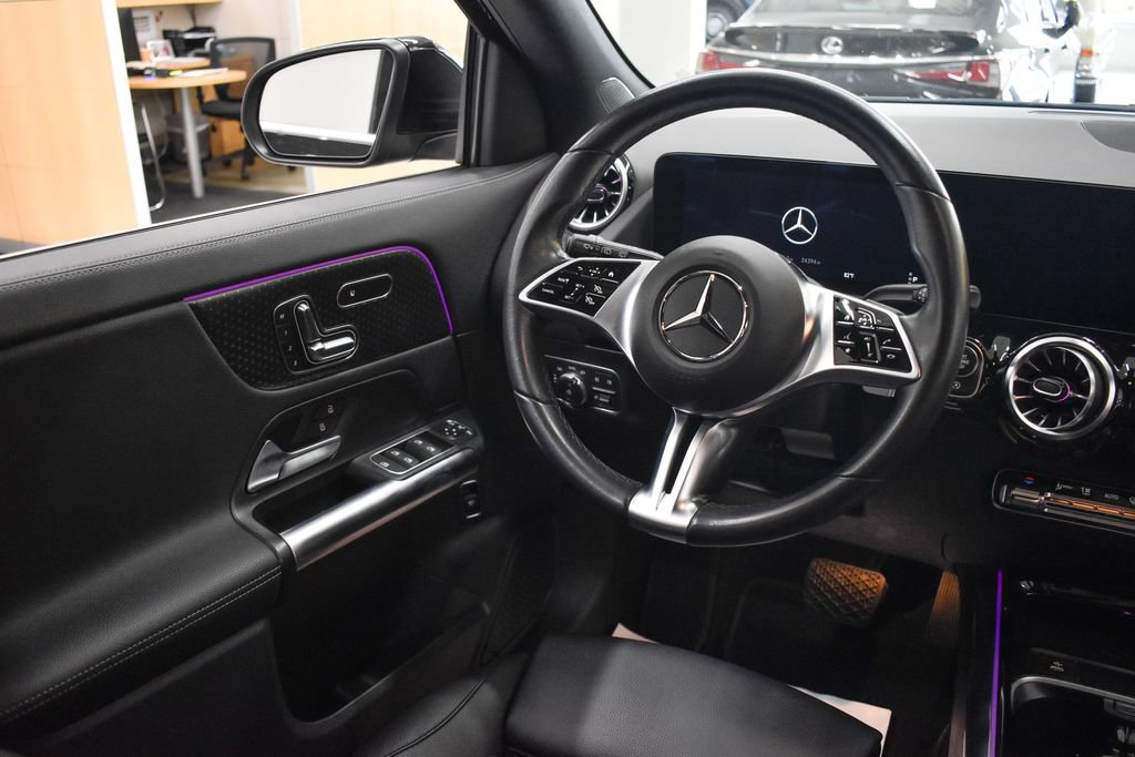 Used 2024 Mercedes-Benz GLA 250 4MATIC image 22