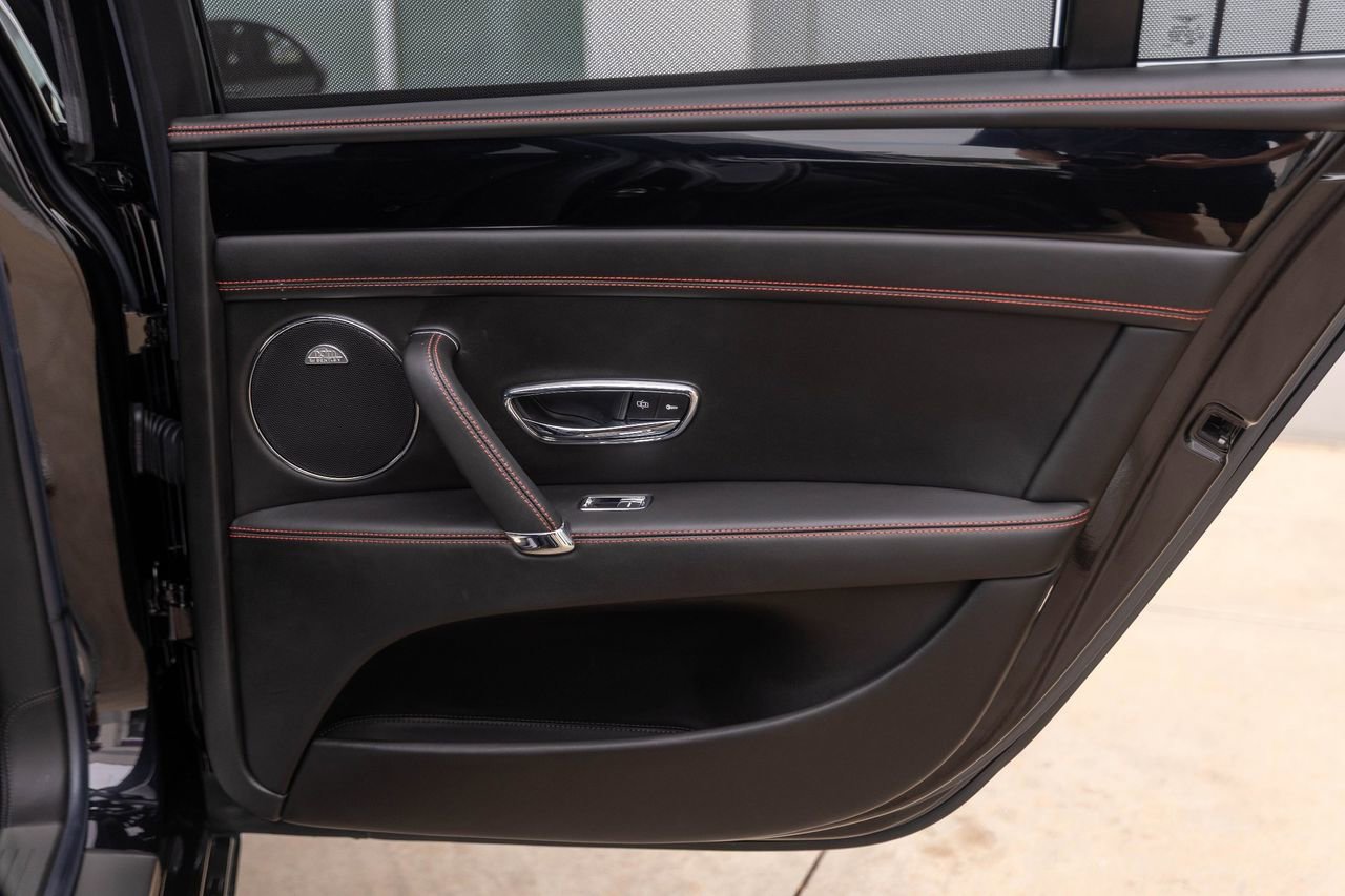 Used 2018 Bentley Flying Spur S V8 AWD/4WD image 49