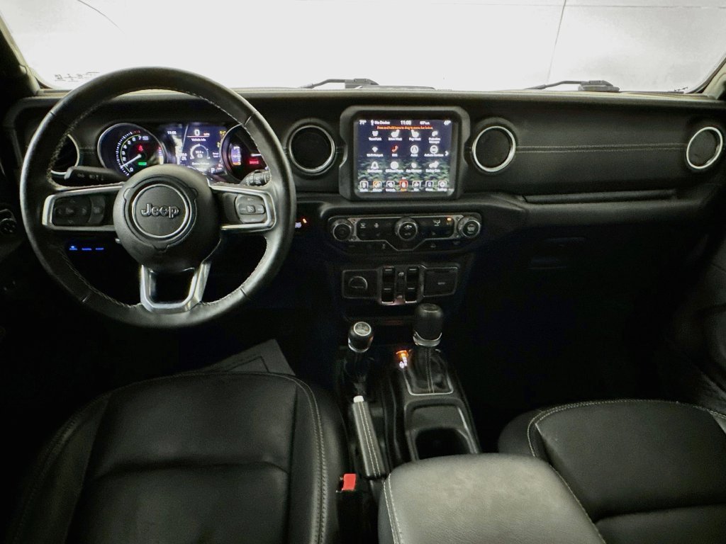 Used 2023 Jeep Wrangler Unlimited Sahara w/ Cold Weather Group AWD/4WD image 27