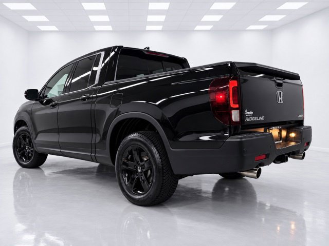 Used 2023 Honda Ridgeline Black Edition image 11