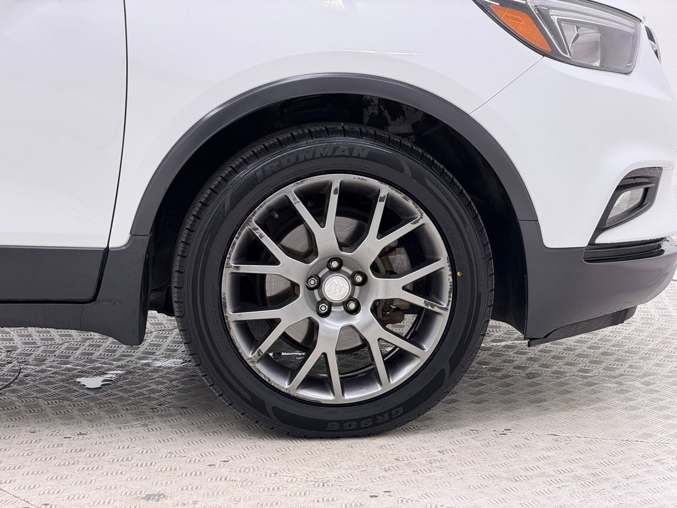 Used 2019 Buick Encore Sport Touring FWD image 12