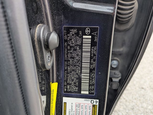 Used 2017 Toyota Corolla iM image 24