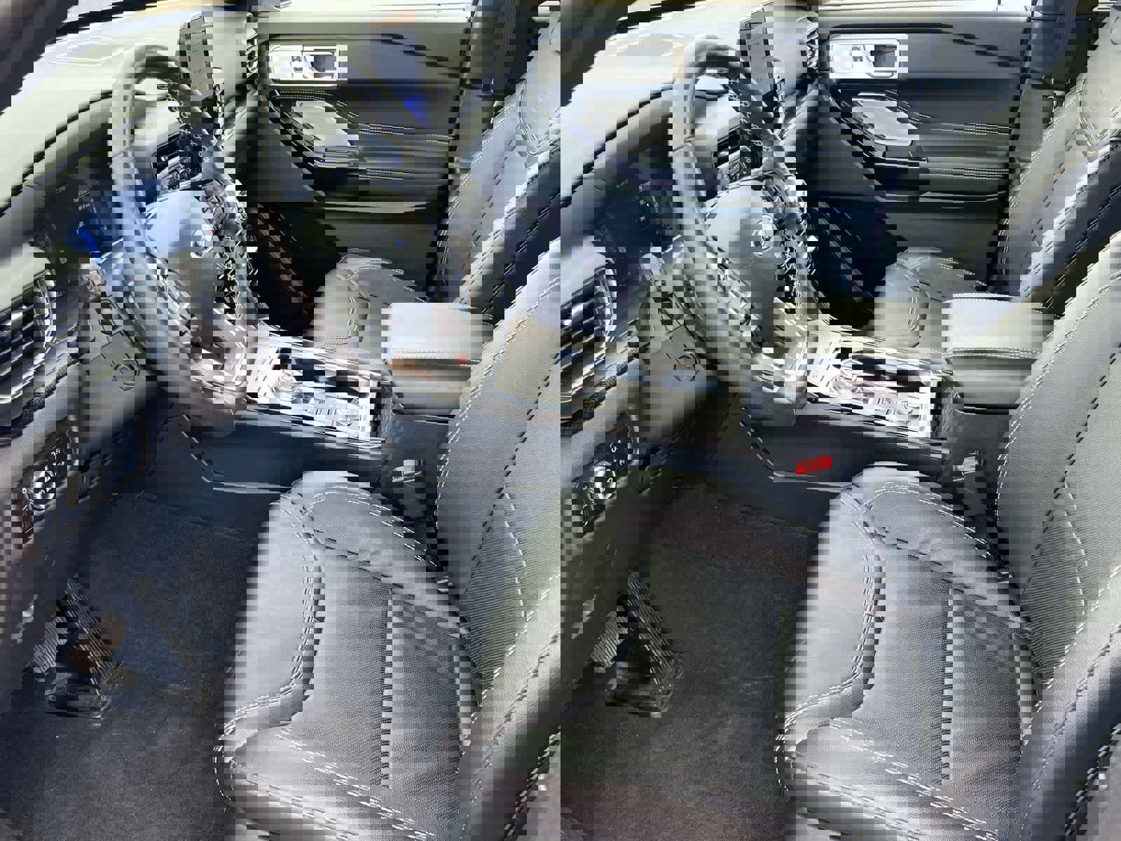 Used 2024 Ford Explorer ST w/ Equipment Group 401A image 10