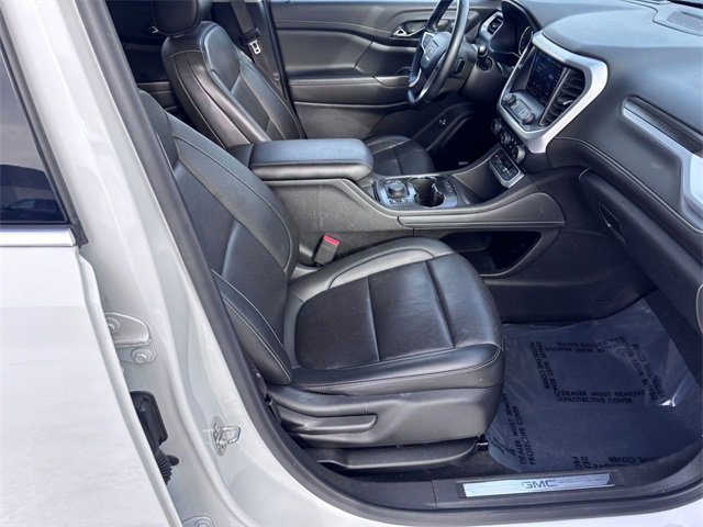 Used 2023 GMC Acadia SLT image 28