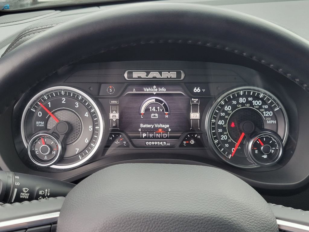 Used 2023 RAM 1500 Laramie AWD/4WD image 7