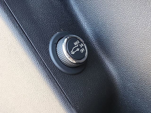 Certified 2025 Cadillac XT5 Premium Luxury image 27