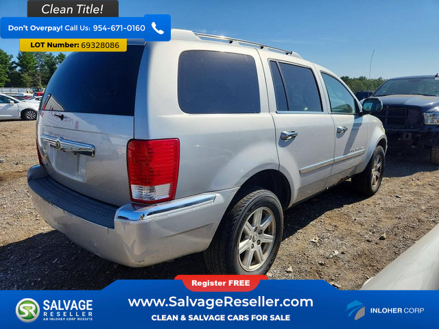 Used 2008 Chrysler Aspen Limited RWD image 4