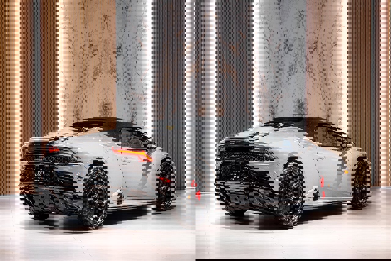 Used 2023 Lamborghini Huracan EVO image 4