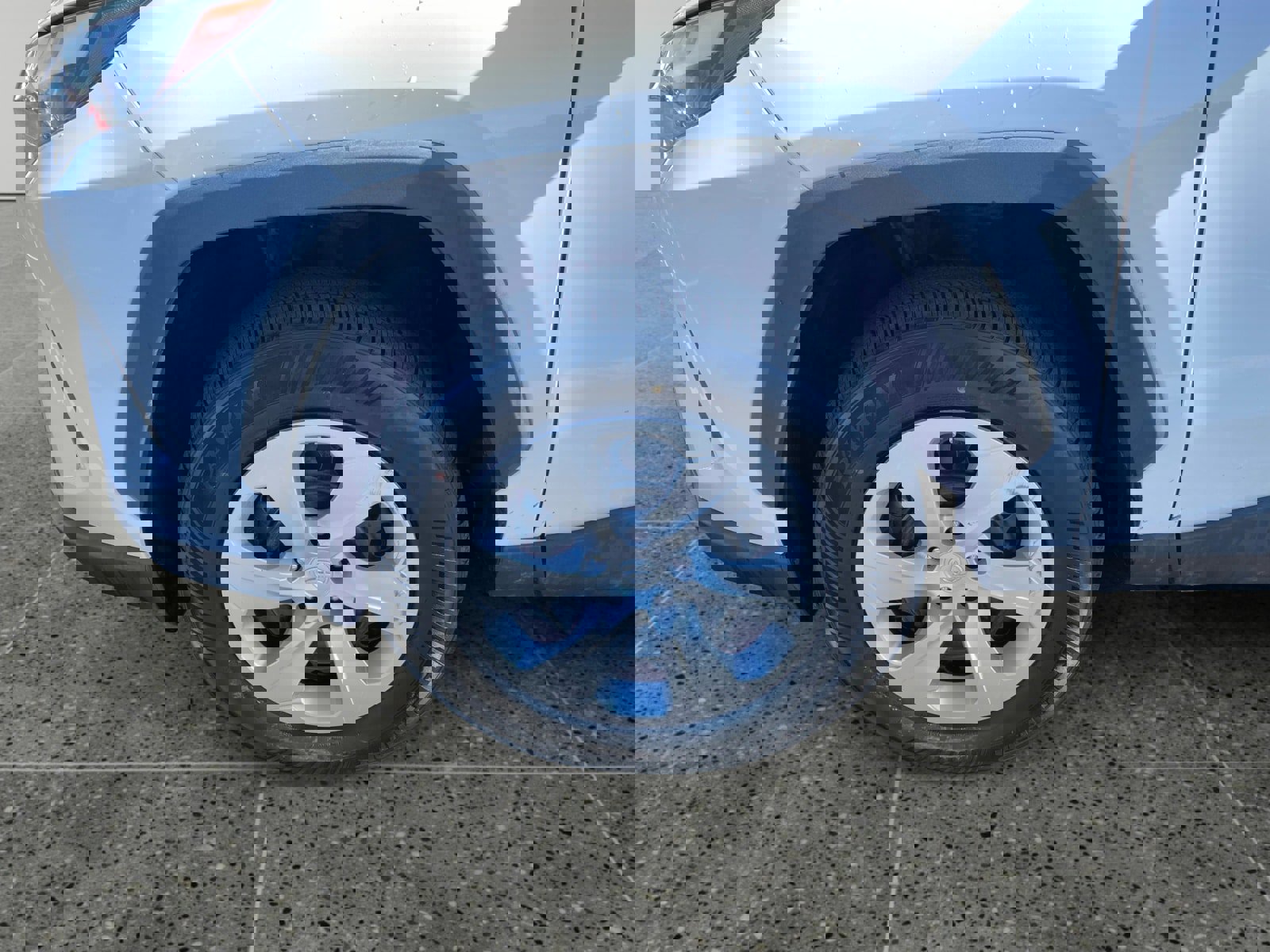 Used 2024 Toyota RAV4 LE image 14