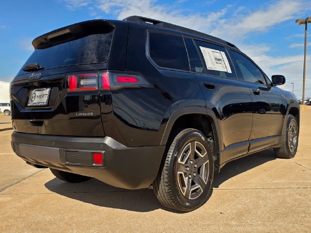 New 2027 Jeep Cherokee Laredo AWD/4WD image 14