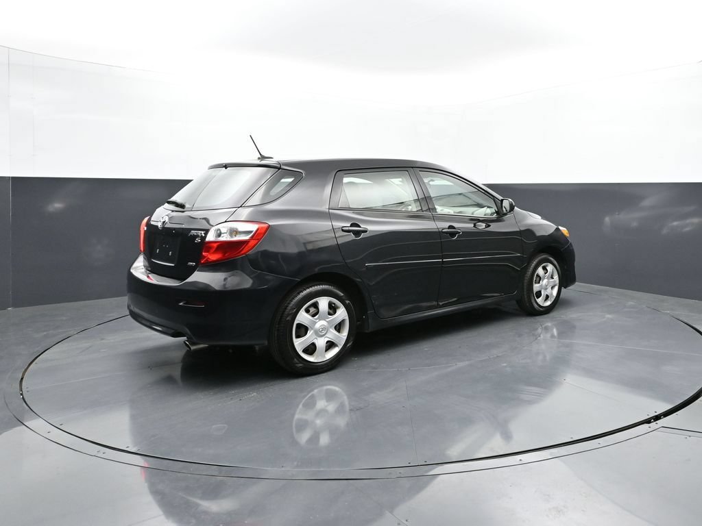 Used 2010 Toyota Matrix S AWD/4WD image 5