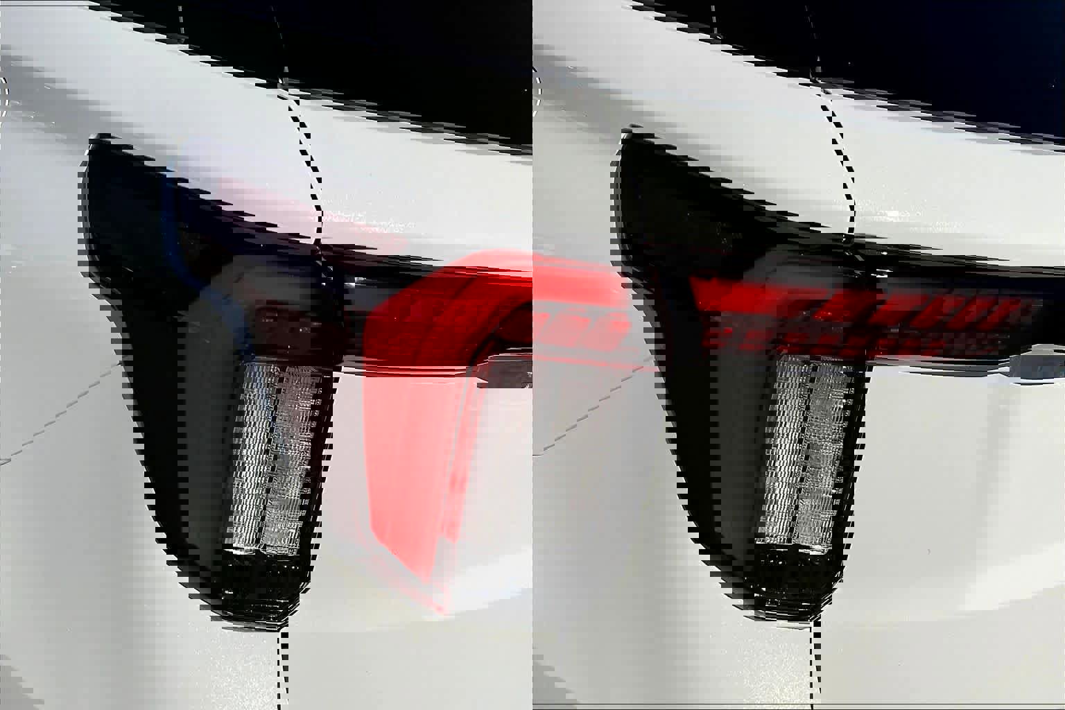 New 2026 Ford Explorer ST-Line w/ ST-Line Street Pack image 14