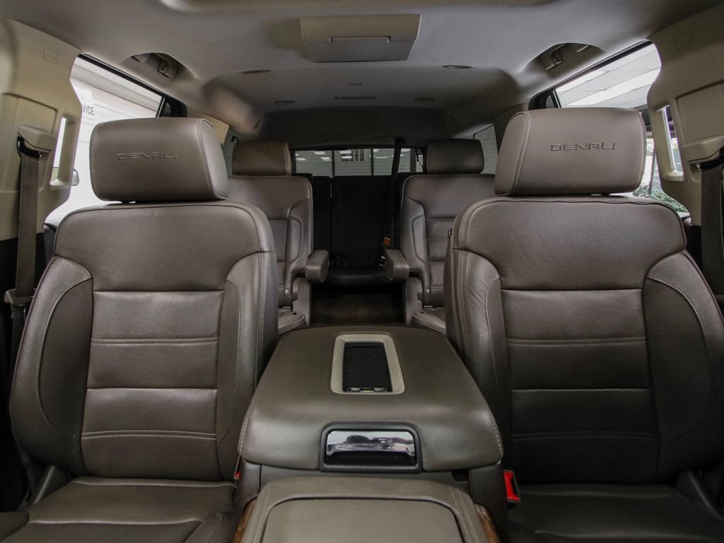 Used 2015 GMC Yukon Denali w/ Premium Package AWD/4WD image 22