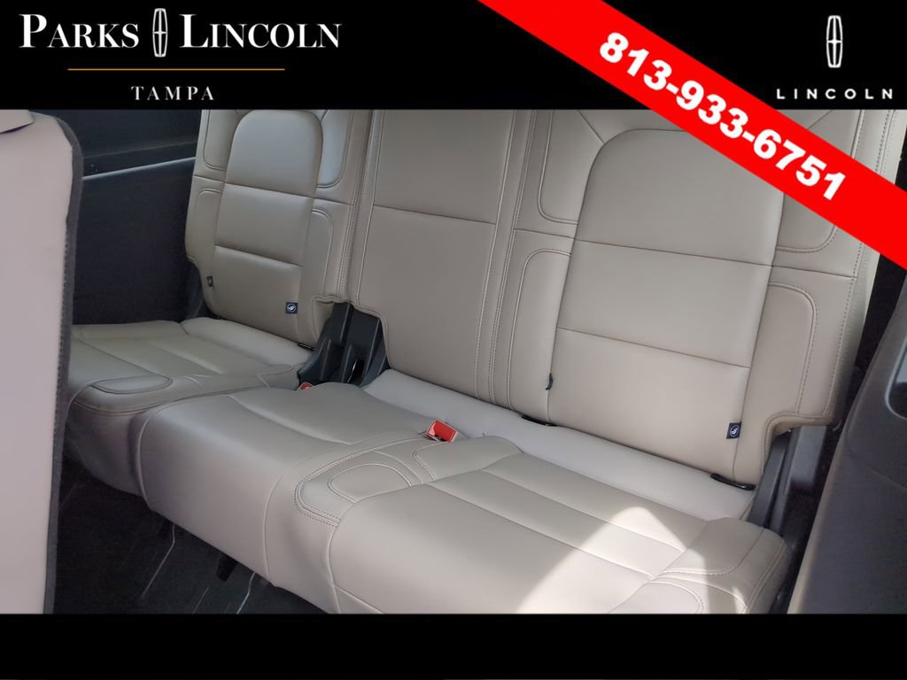 Certified 2024 Lincoln Navigator Premiere image 16