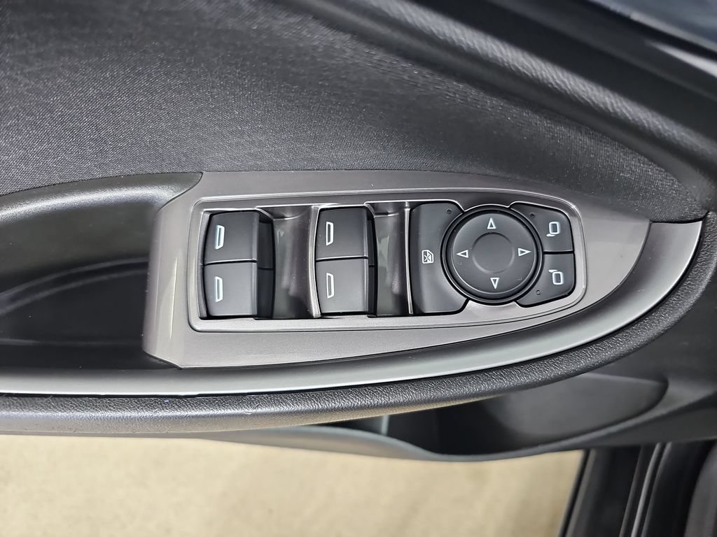 Used 2020 Chevrolet Malibu RS FWD image 32