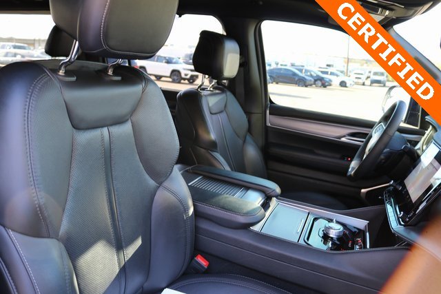 Used 2024 Jeep Wagoneer L Series II w/ Convenience Group I image 20