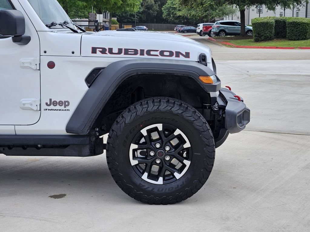 Used 2026 Jeep Wrangler Unlimited Rubicon AWD/4WD image 36