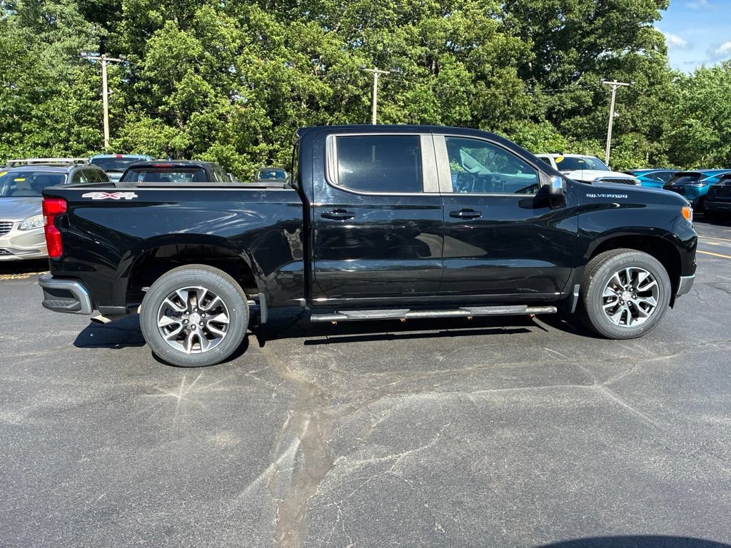 Used 2023 Chevrolet Silverado 1500 LT AWD/4WD image 8