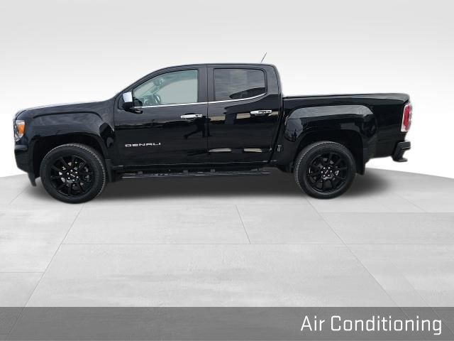Used 2022 GMC Canyon Denali w/ Denali Black Edition Package image 13