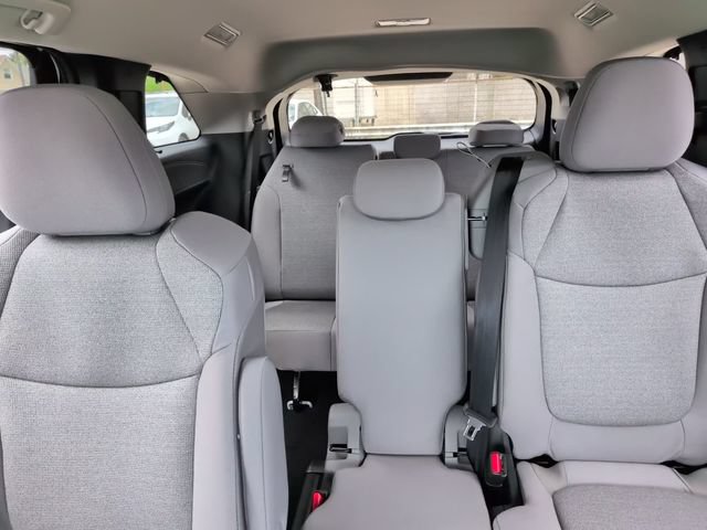 Used 2026 Toyota Sienna LE FWD image 22