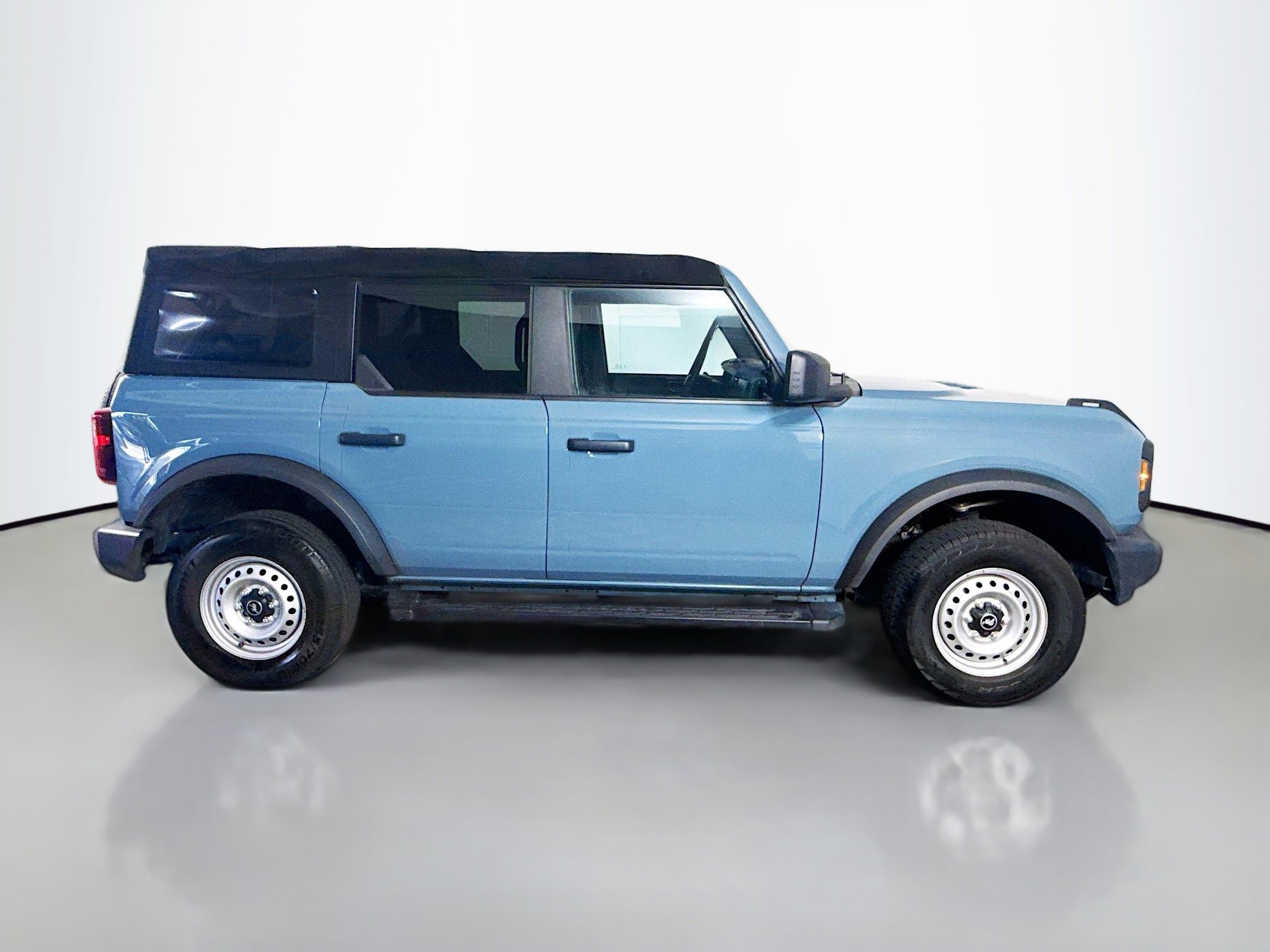 Used 2023 Ford Bronco 4-Door image 11