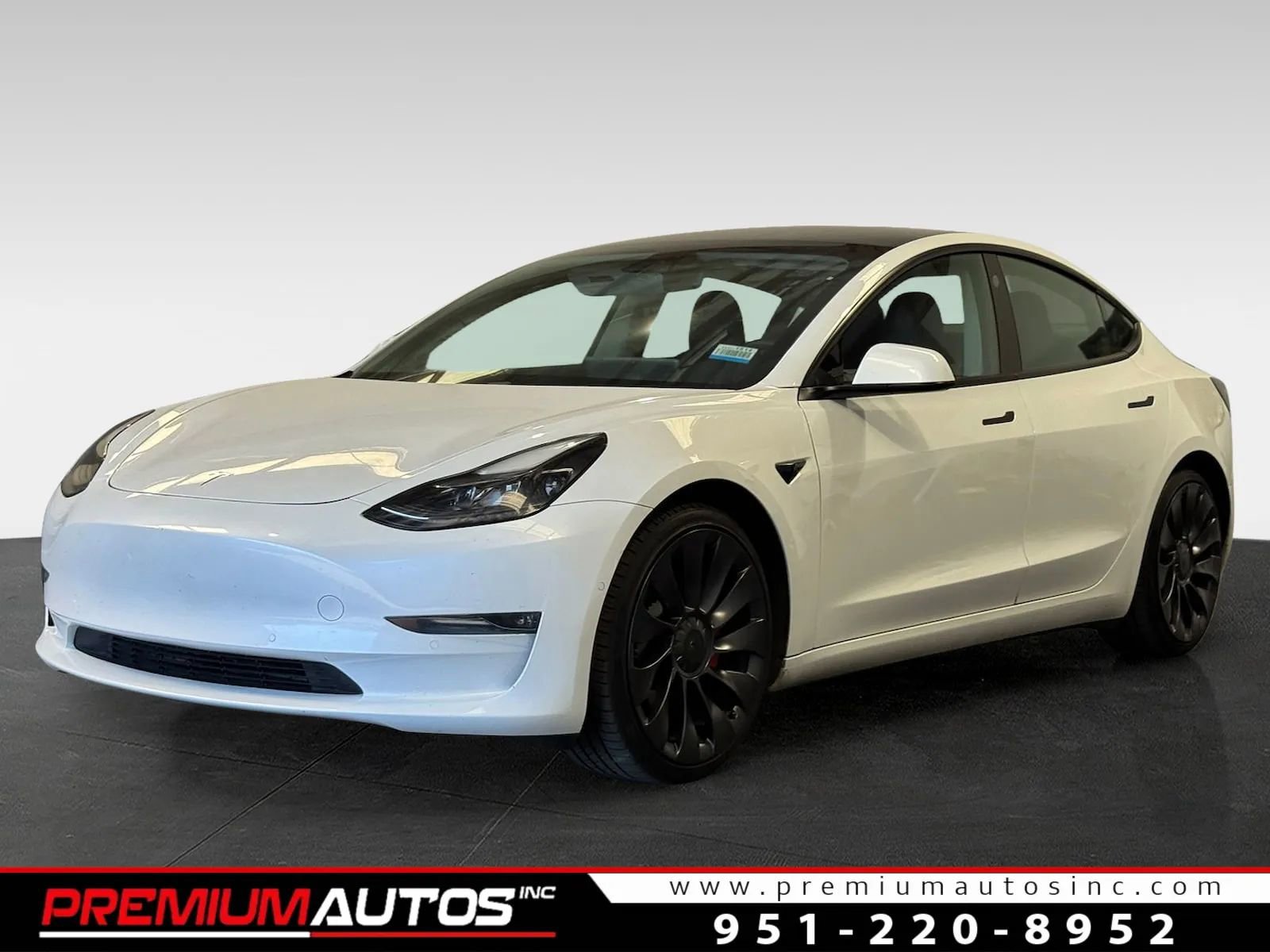 Used 2021 Tesla Model 3 Performance AWD/4WD image 1