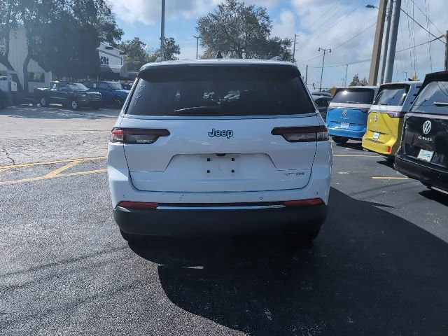 Used 2023 Jeep Grand Cherokee L Laredo image 6