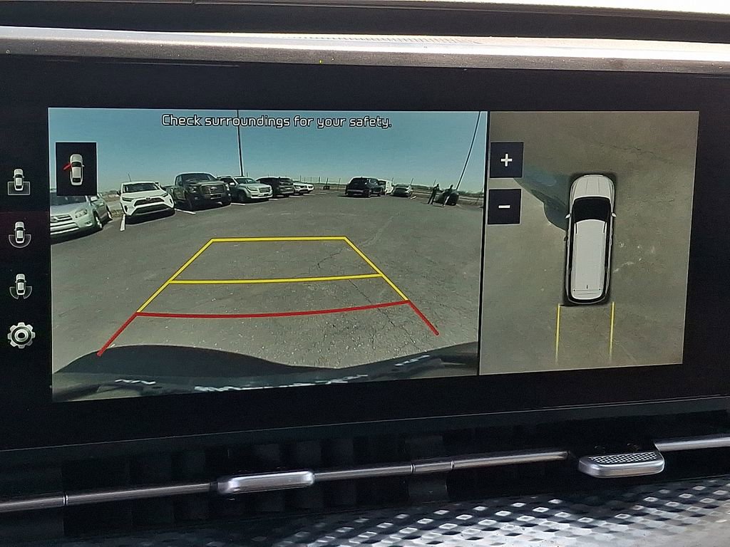 Certified 2022 Kia Carnival SX Prestige image 26