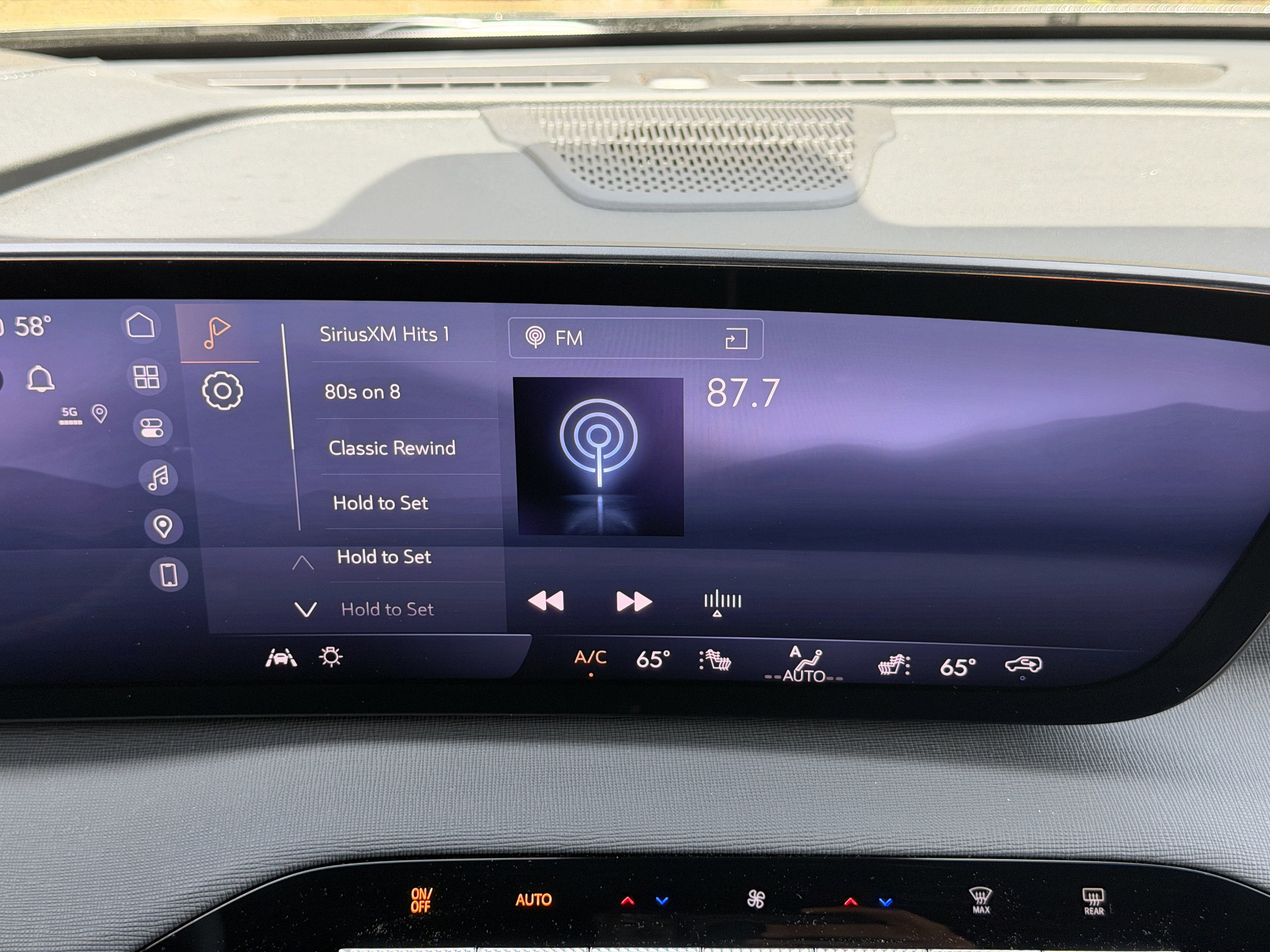 New 2026 Buick Enclave Sport Touring w/ Power Package FWD image 34