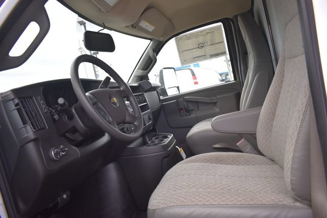 New 2025 Chevrolet Express 3500 w/ Power Convenience Package image 22
