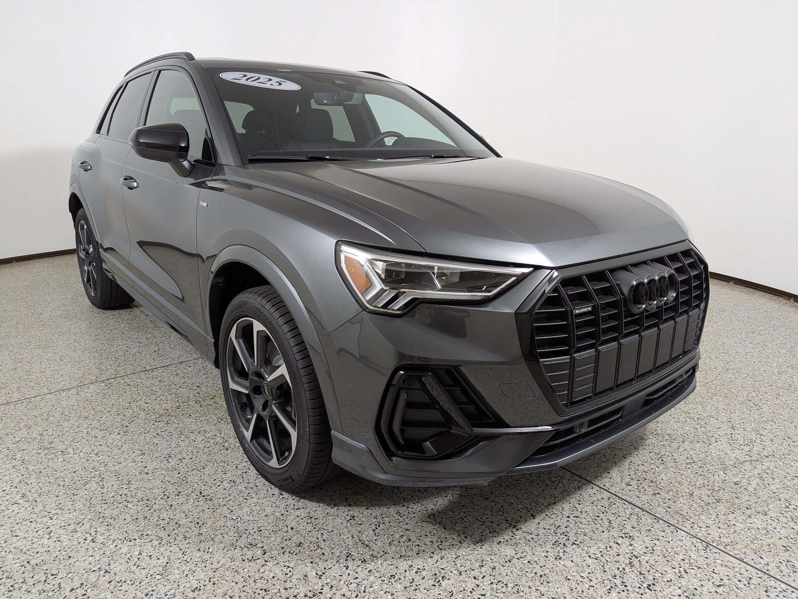 New 2025 Audi Q3 2.0T Premium Plus