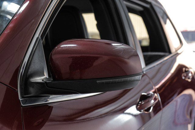 Used 2019 Jeep Cherokee Limited image 40