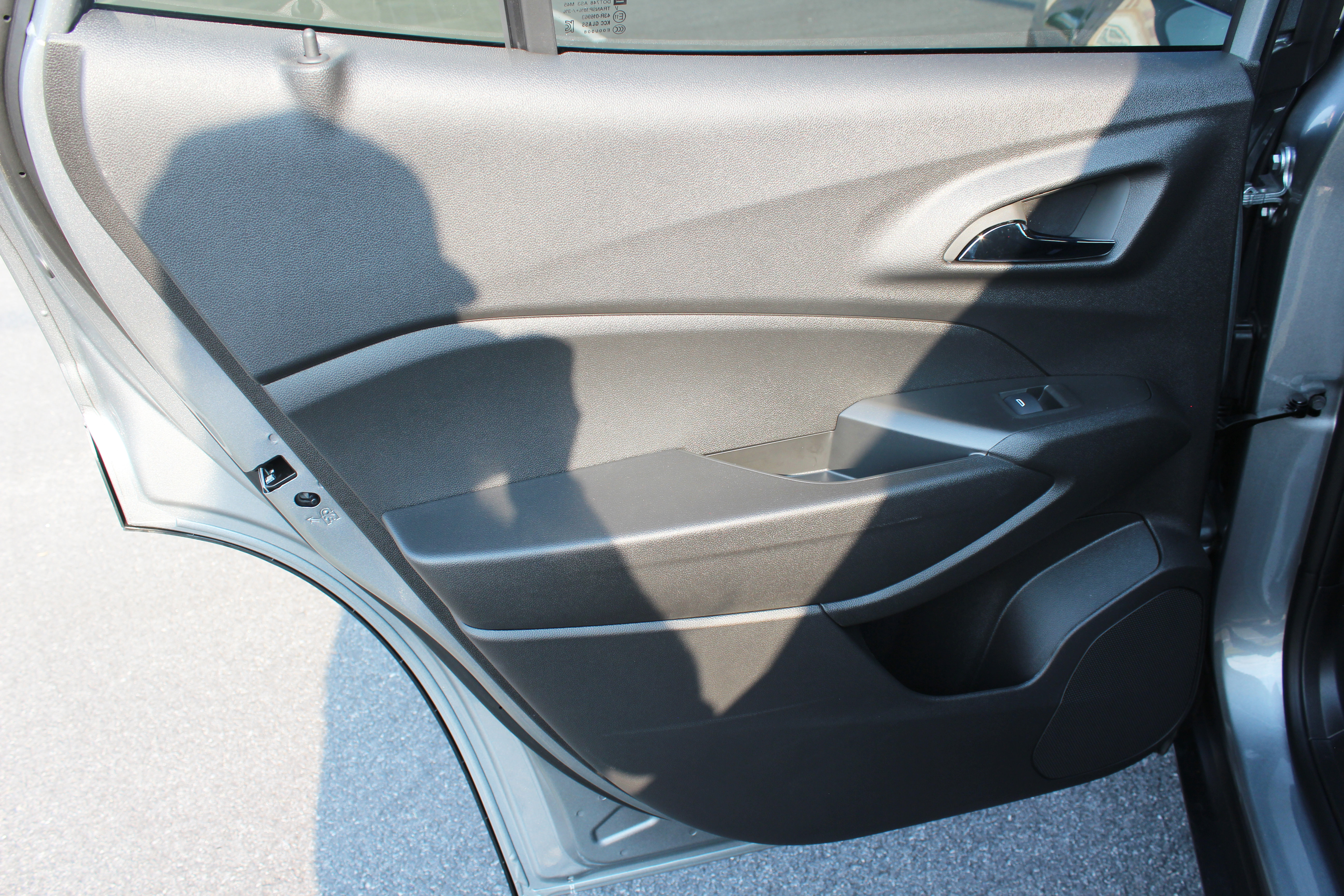 New 2025 Chevrolet Trax RS w/ Driver Confidence Package image 42