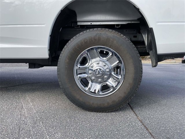 Used 2024 RAM 2500 Tradesman w/ Chrome Appearance Group image 9