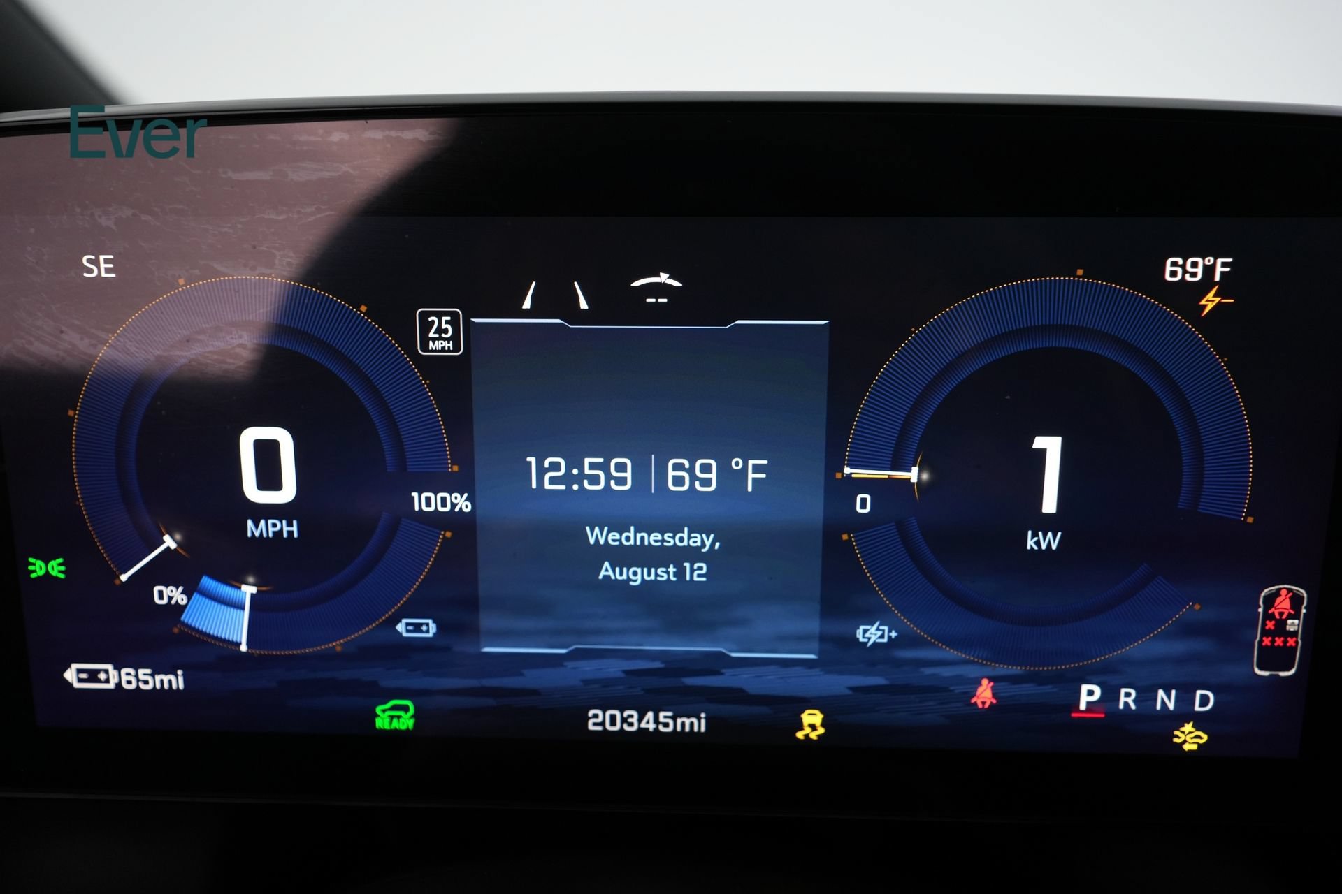 Used 2024 Chevrolet Equinox EV LT FWD image 7
