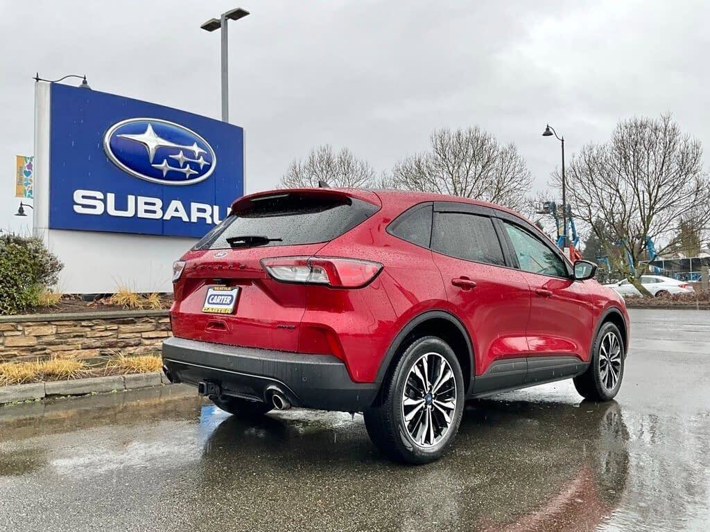 Used 2022 Ford Escape SEL w/ SEL Stealth AWD Package image 8