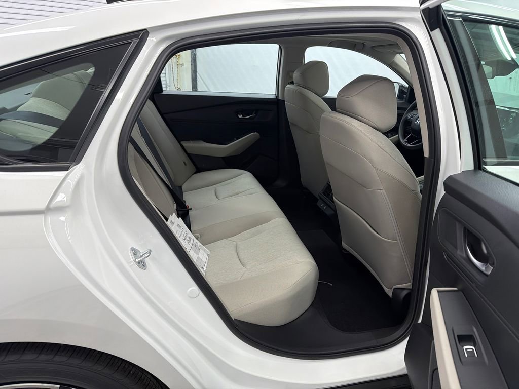 Used 2026 Honda Accord SE image 16