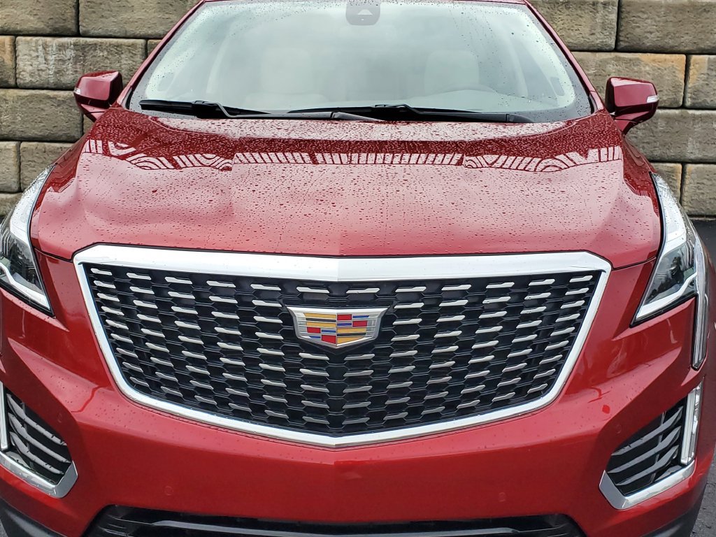 Used 2023 Cadillac XT5 Premium Luxury w/ LPO, Floor Liner Package AWD/4WD image 9