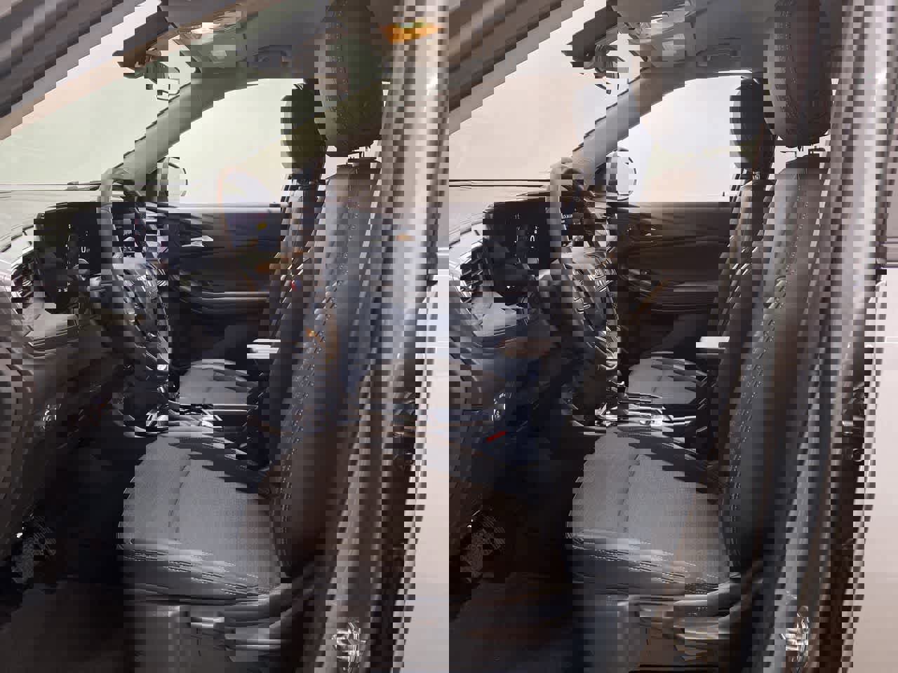 Used 2025 Buick Encore GX Preferred image 14