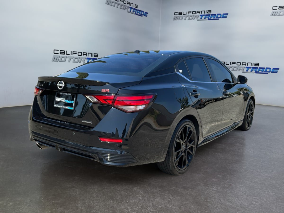 Used 2025 Nissan Sentra SR w/ Midnight Edition FWD image 5